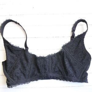 Victoria's Secret lace black bra